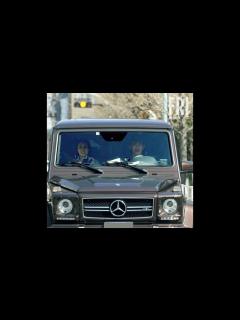[x]松嶋菜々子＆反町隆史夫妻 愛車で娘を送迎する相変わらずの夫婦仲 - YouTube