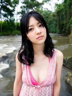 [x]長澤まさみ、美しすぎる艶やかドレスにファン歓喜 今一番会いたい人も告白 Netflix 映画『パレード』配信記念試写会イベント - YouTube