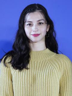 [x][写真]〈市原創吾社長と結婚を発表〉女優・中条あやみ（25）が「資産34億円」ベンチャー社長と結婚へ【同棲スクープ撮】 | 文春オンライン