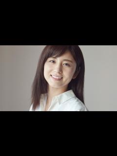 [x]宇賀なつみ、爽やか白シャツ＆ナチュラルメーク 自然体で完全リモートインタビュー - YouTube