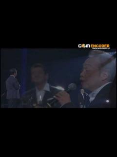 [x]加山雄三「サライ」with 谷村新司 - YouTube