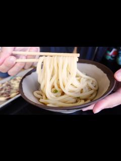 [x]【讃岐うどん界のレジェンド!!全国からファンが押し寄せる製麺所!!】抜群に小麦が香る!!孫に引き継がれた讃岐うどんの名店【池上製麺所】香川県 ...
