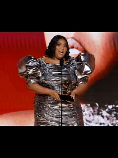 [x]Lizzo | Biography, Songs, Albums, Truth Hurts, Documentary, & Facts ...