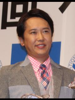 [x]金子恵美氏「違うんですよ、進次郎さん！」 自民の公認・非公認巡る混乱で小泉進次郎氏に食い下がる - YouTube