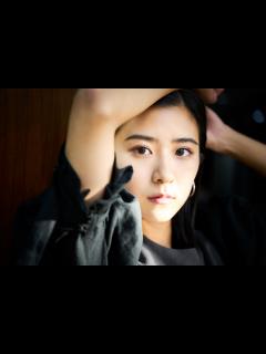 [x]黒島結菜『明け方の若者たち』インタビューで語る「永遠の愛」の形｜「マイナビウーマン」 | 黒島結菜, 黒島, 永遠の愛