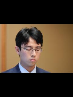 [x]写真で観る棋聖戦…七番勝負第1局、一力遼棋聖VS井山裕太王座（前編） : 読売新聞