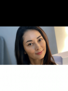 [x]シンガポール在住で3児の母・伊東美咲(47) 表情の異なる“着物”オフショット「宝石と同じく永遠の美貌」「綺麗過ぎて腰を抜かしました ...