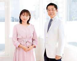 同居介護9年の娘と認知症専門医が語る「58歳でMCI、60歳で若年性アルツハイマー型認知症に」「若年性と高齢者の認知症は分けて考えて」  「本人も家族も笑顔でいるには〈無理しない〉が大切」＜前編＞｜介護｜婦人公論.jp